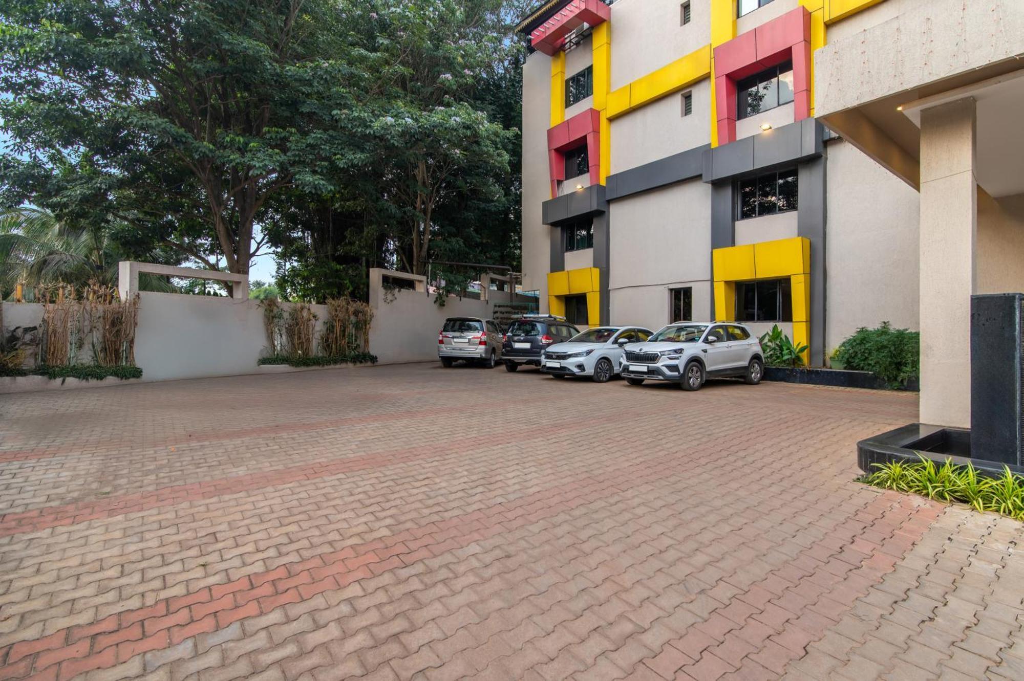 Hotel Sterling Yelagiri Exterior foto