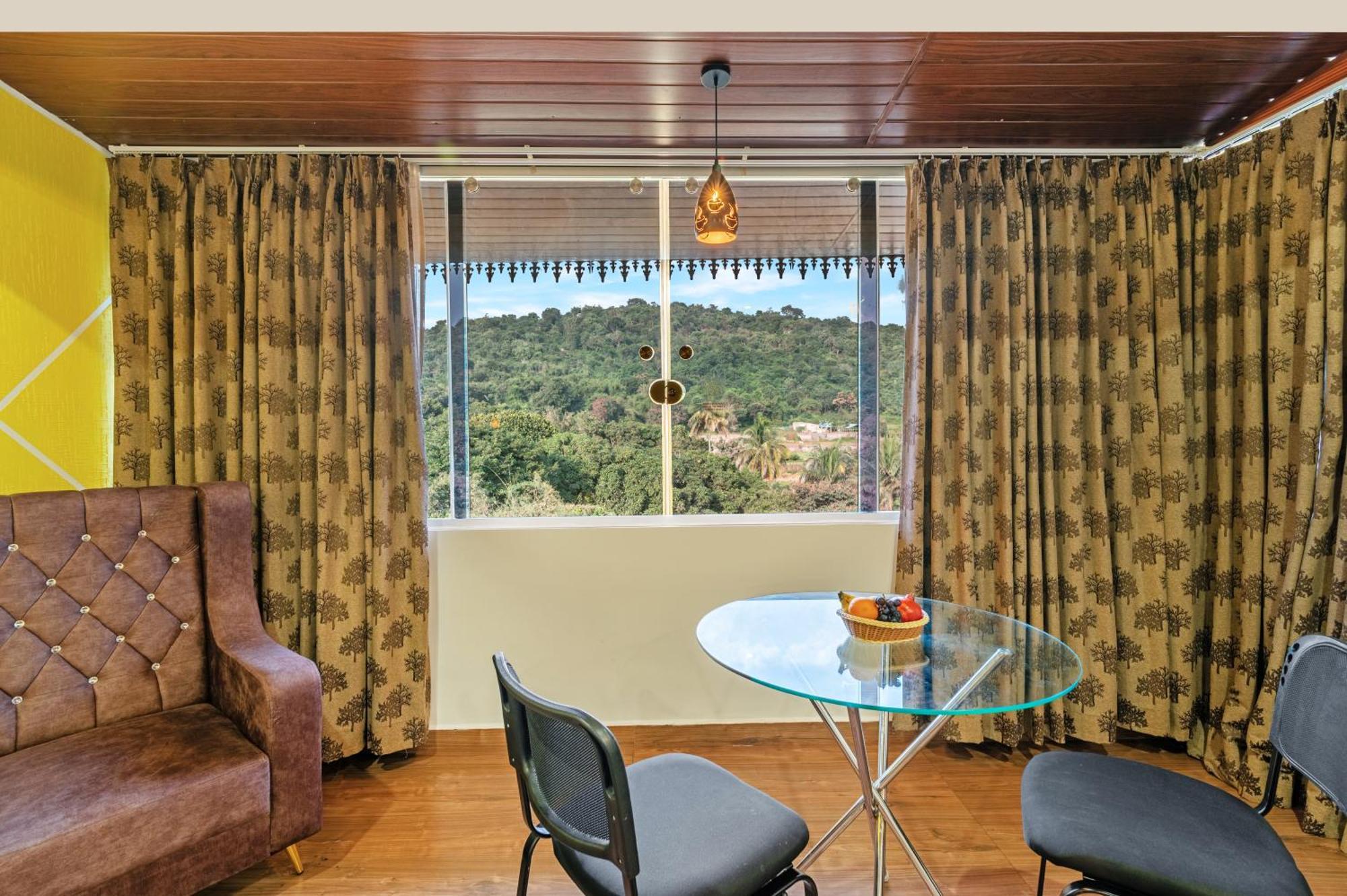 Hotel Sterling Yelagiri Exterior foto